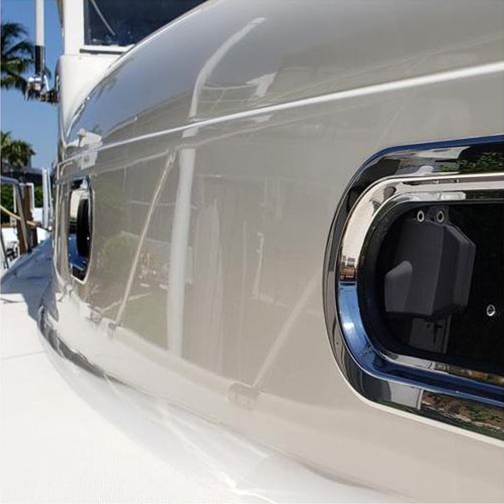 A boat's outer surface cleaned with Starke Level R Heavy Cut Compound